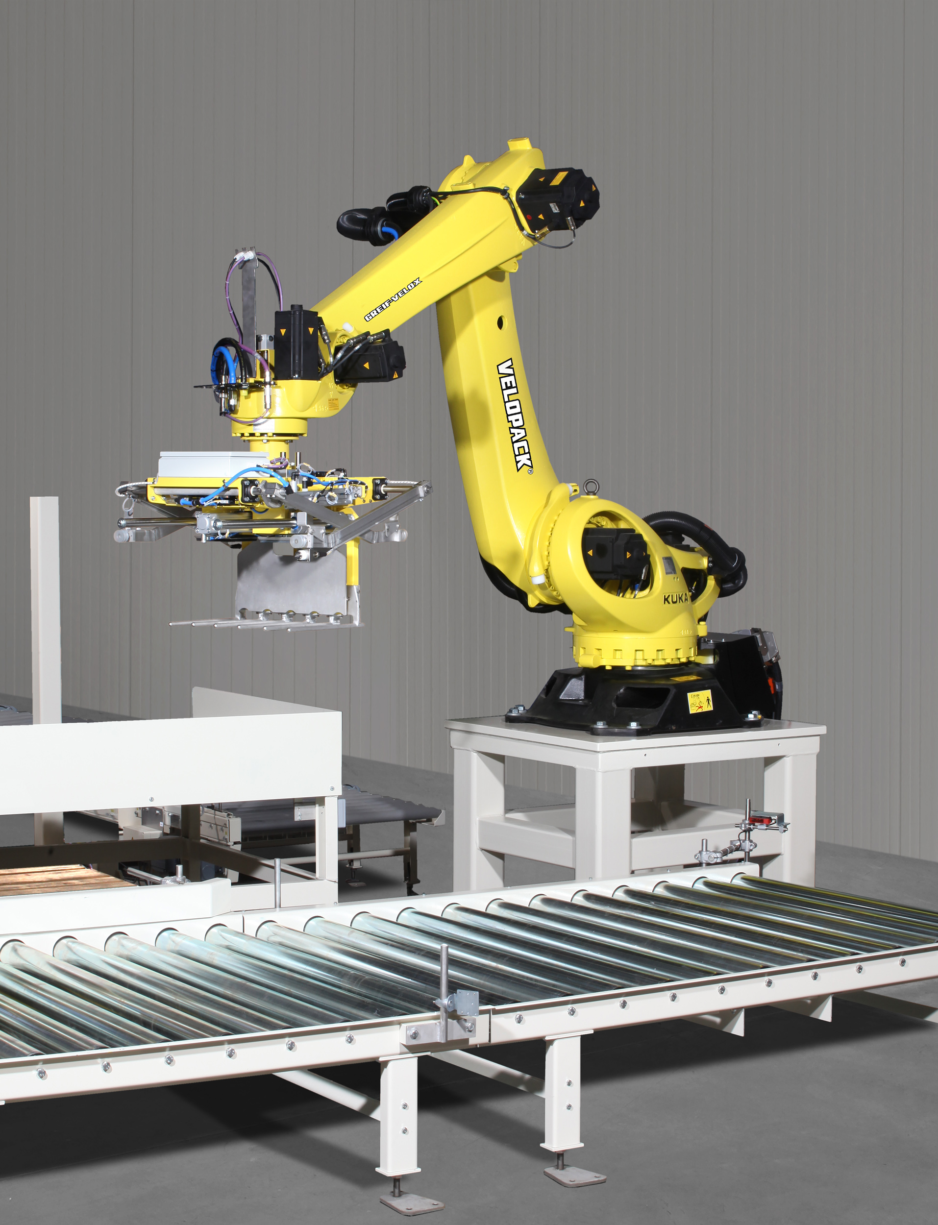Robot de palettisation polyvalent pour sacs ou contenants - Greif-Velox_0