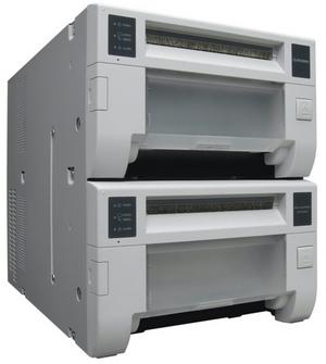 Imprimante photo à sublimation thermique Mitsubishi CP-D707DW - double alimentation et haute résolution_0