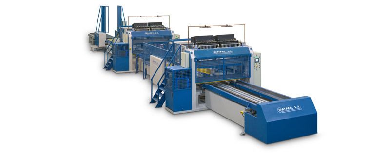 LCA-2 - Machines pour palettes Maypro - Clouage hydraulique de palettes 2 ou 4 entrées avec empileur intégré_0