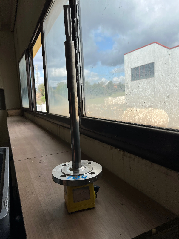 Commutateur vibrant avec tube d'extension pour liquides vegaswing 83 atex dn50 unused_319 - référence                        :                         c8324_0