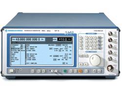 Générateur RF Rohde et Schwarz SMP22 - 2 à 20GHz, haute pureté spectrale, modulations AM/FM/PH/PULSE, GP-IB_0