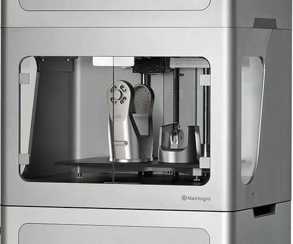 Imprimante 3D Metal X - Markforged - Technologie ADAM - Volume 300x220x180 mm_0