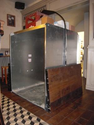 Monte fût pour brasserie - Intégration invisible avec trappe scellée - Plusieurs dimensions disponibles_0