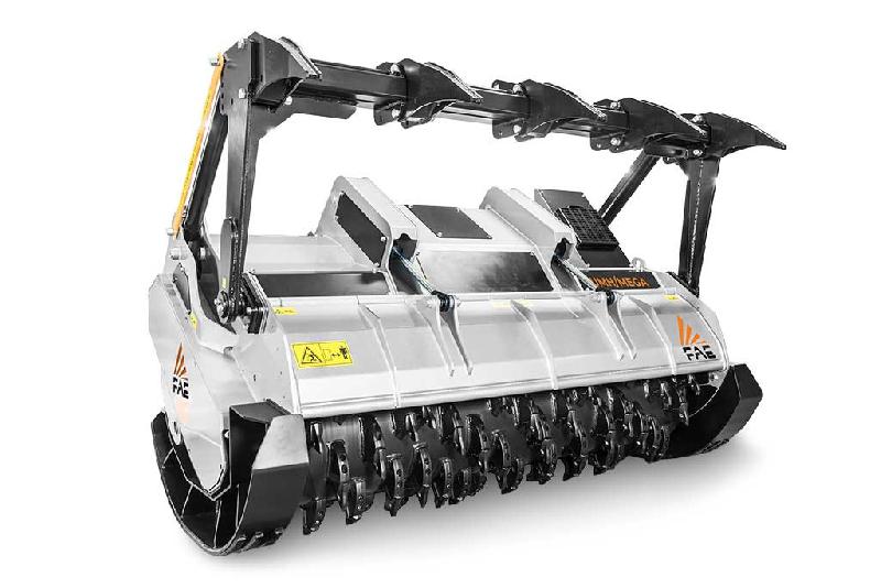 Broyeurs à transmission mécanique pour tracteurs UMH/MEGA - rotor à marteaux fixes - de 350 à 500 ch_0