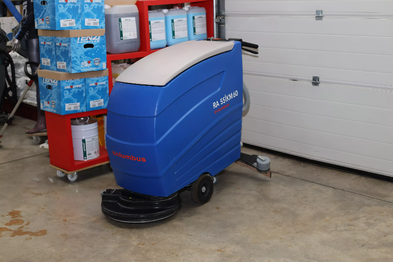 Autolaveuse accompagnée Columbus RA 55 KM 60_0