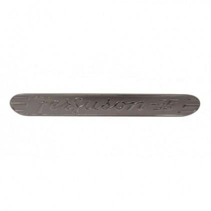 Emblème Ferguson 35 - chrome - référence PTA-A68290 - pour tracteur FE35_0