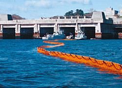 Barrage anti-pollution en mousse pour zone fluviale, estuaire, portuaire - BARRACUDA_0