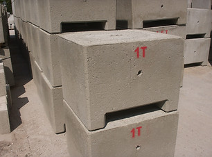 Bloc de béton moulé empilable - Masse 1000kg Lestage - REF2191000_0