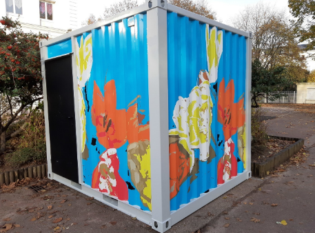 Conteneur aménagé sur mesure selon vos demandes : Chaudronnerie, isolation, peinture, revêtement de sol, électricité, menuiserie_0