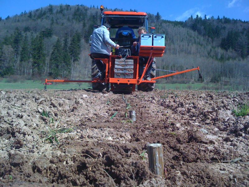 Planteuse - Ferrirotor - Distance de plantation réglable de 10 à 420 cm - Structure robuste_0