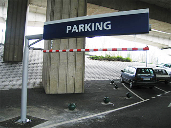 Barres de gabarit suspendues en aluminium ou acier traité - Longueur adaptable - Thermolaquées rouges avec bandes rétro-réfléchissantes_0
