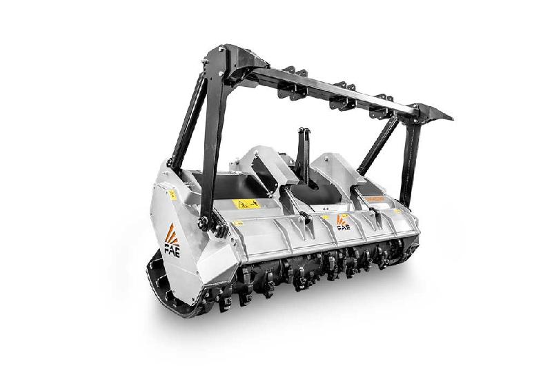 Broyeurs à transmission mécanique UMM/S - pour tracteurs - 180 à 350 ch - Avec rotor à marteaux fixes_0