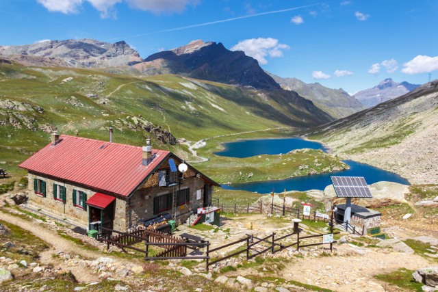 Kit panneau photovoltaique pour site isolé