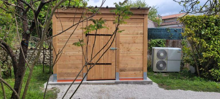 Abri de jardin en bois Douglas - DIV005 - 48 mm - LCI Cheval - Fabrication française_0