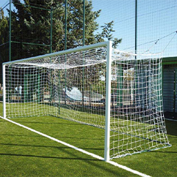Buts à sceller pour 8 ou 11 joueurs - Acier ou aluminium - Norme NF EN 748_0