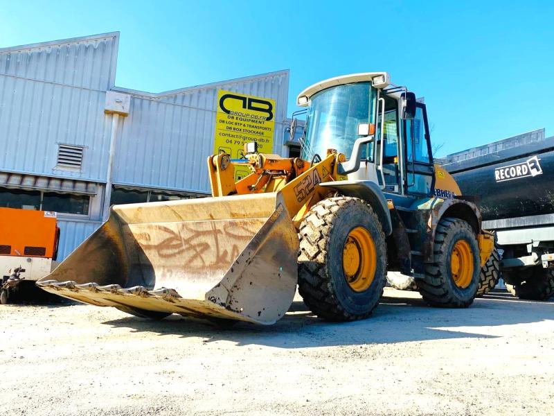 LIEBHERR chargeuse l524 10t_0