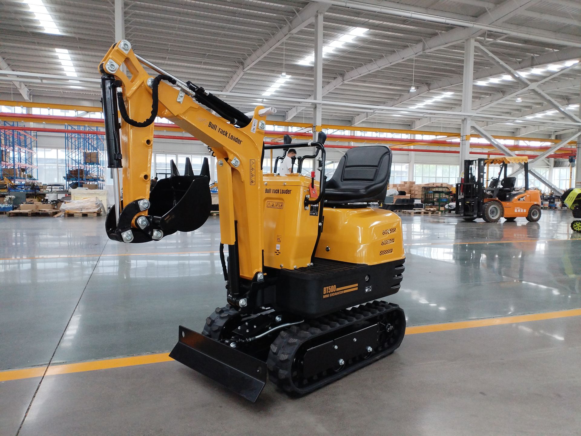 Mini-pelle pour les travaux d'excavation - BT500 - 8.5CV_0
