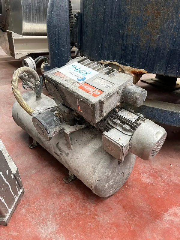 Pompe à vide busch ra 0025 f 503 0,75 kw d'occasion - référence                        :                         c8076_0