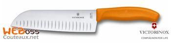 SWISSCLASSIC COUTEAU SANTOKU ORANGE, 17 CM AVEC LAME ALVÉOLÉE