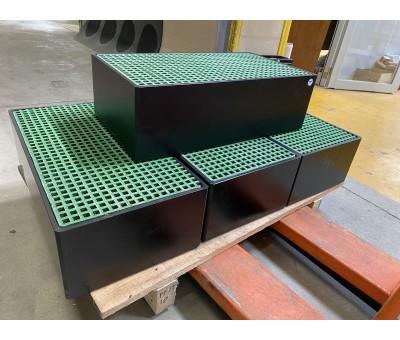 Bac de rétention plastique - standard ou sur mesure, avec caillebotis pour stockage de produits chimiques et non agressifs_0