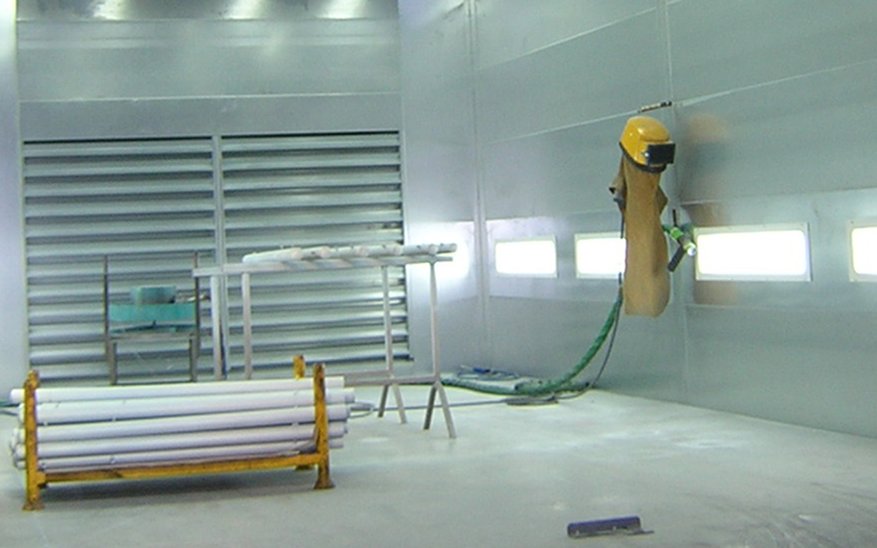 Cabine de métallisation modulable et personnalisable pour la protection anti-corrosion des métaux - OMIA_0