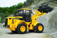 Chargeuse sur pneus Hyundai HL730-7A - Puissance élevée, faible consommation de carburant_0