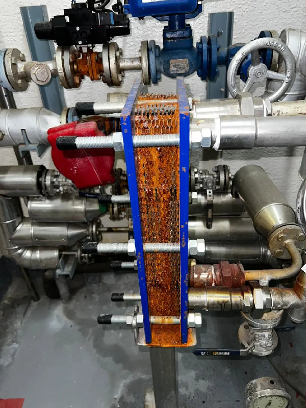 Échangeur à plaques waft usagé - référence                        :                         c9947_0