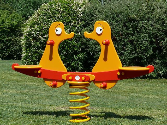 Bascule sur ressort 'Canard' - 2 sièges - Polyéthylène recyclable, conforme EN1176_0