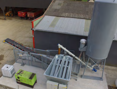 Distributeur automatique de béton avec malaxeur 500L et convoyeur à bande 9m - SELFBETON_1