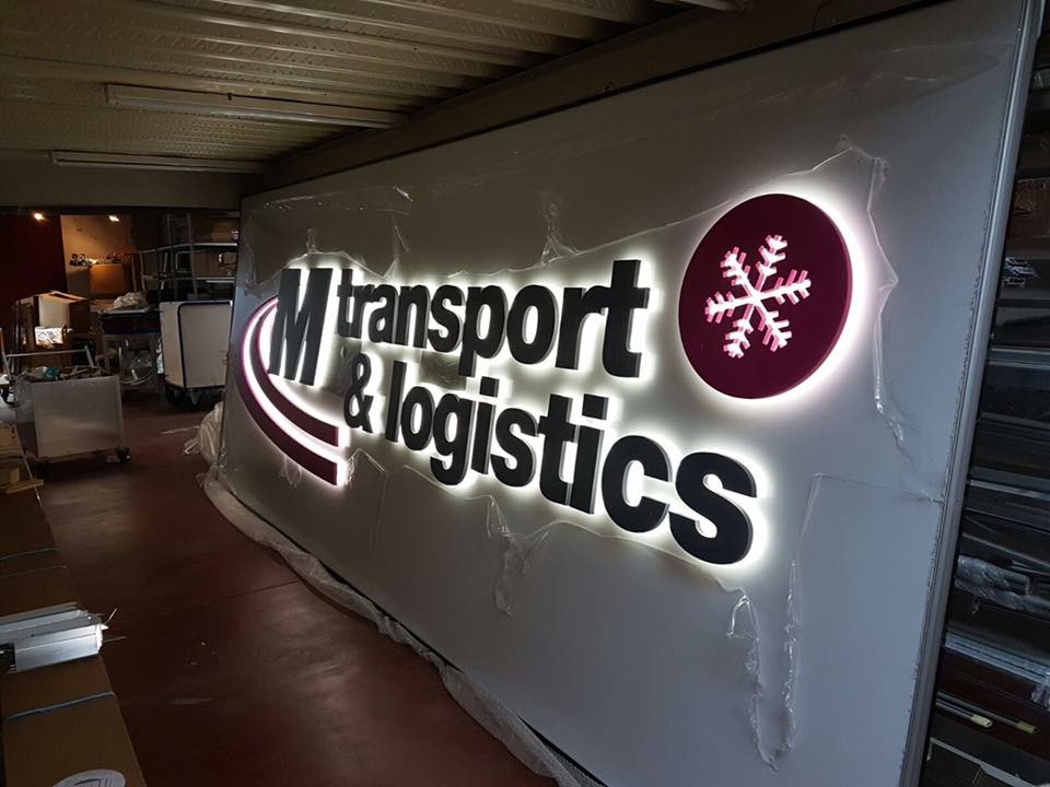 Lettrage de façade et enseignes lumineuses 3d_1