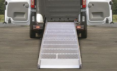 Rampes de chargement WM-Light-Rete - Aluminium grillagé, anti-dérapant, capacité 300kg_0