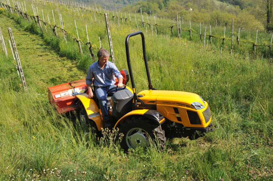 Tracteur à 4 roues motrices égales à roues avant directrice pour les terrains accidentés - pasquali siena k30 | k40 rs rigide de 25,2 cv à 35,6 cv_0