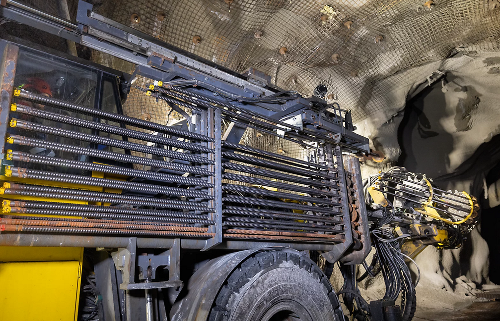 Minier boulonneur Boltec ABR – Rechargement automatique des boulons pour une sécurité et productivité accrues_0