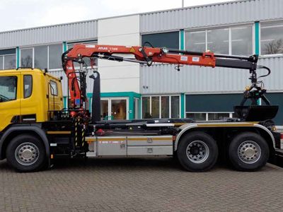 Grue auxiliaire Atlas 116 N - modèle performant et robuste_0