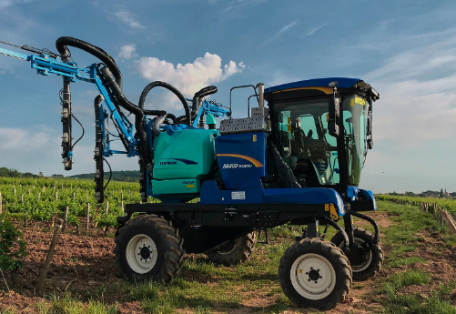 Cellule de pulvérisation pour tracteurs enjambeurs New Holland 9000N - CRUIS'AIR 9070N - 9080N - Vignes étroites - 800 ou 1500 litres_0