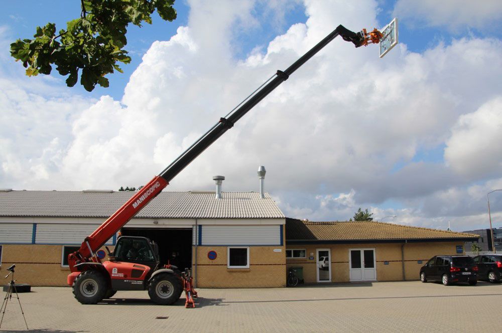 Robot de pose de vitrage léger et indépendant à monter sur n'importe quel élévateur télescopique - SKY LIFTER SL 400 RT_0