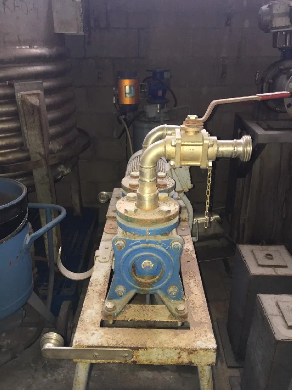 Pompe centrifuge multi-étage horizontale d'occasion_0