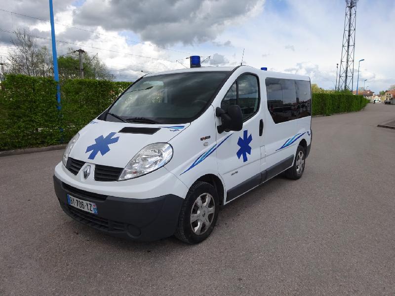 Ambulance Renault Trafic L1H1 2011 Type A1 - 115 CV - Occasion - Aménagement Les Dauphins_0