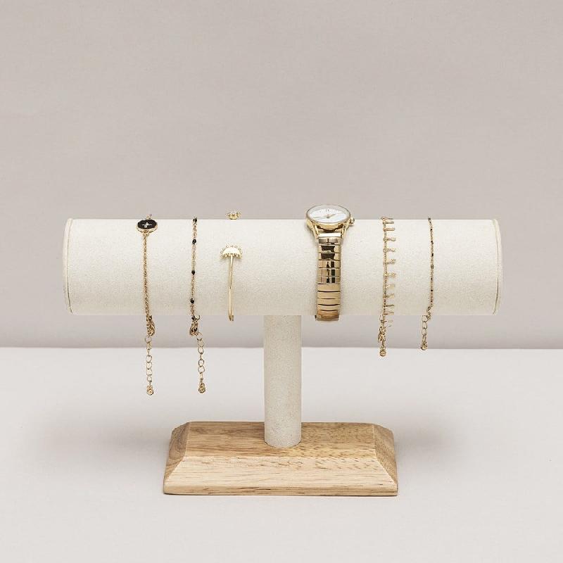 Présentoir bracelets rond sur pied en bois et suédine beige Ø5cm 23x14,5 cm_0