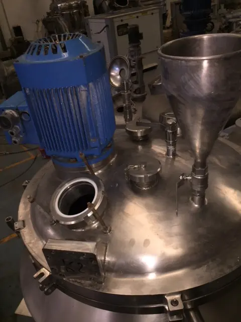 Réacteur en acier inoxydable 250 litres d'occasion avec coque et agitation - référence                        :                         c4027_0