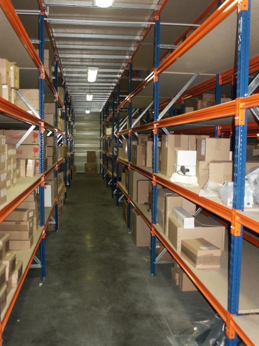 Rack de stockage semi-lourd pour stocker les grands volumes, le vrac, grâce à ses platelages - MiniRack_1