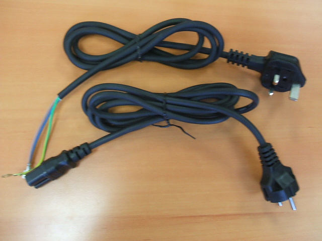 Cordons d'alimentation - HO3VVF/HO5VVF/HO5RRF/HO5RNF/HO7RNF - 2 à 3 pôles avec connecteurs IEC_0