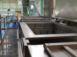 Machine de nettoyage ultrasonique sur mesure avec cuves de grandes dimensions, idéal pour nettoyage de pièces volumineuses - Ultratecno_0