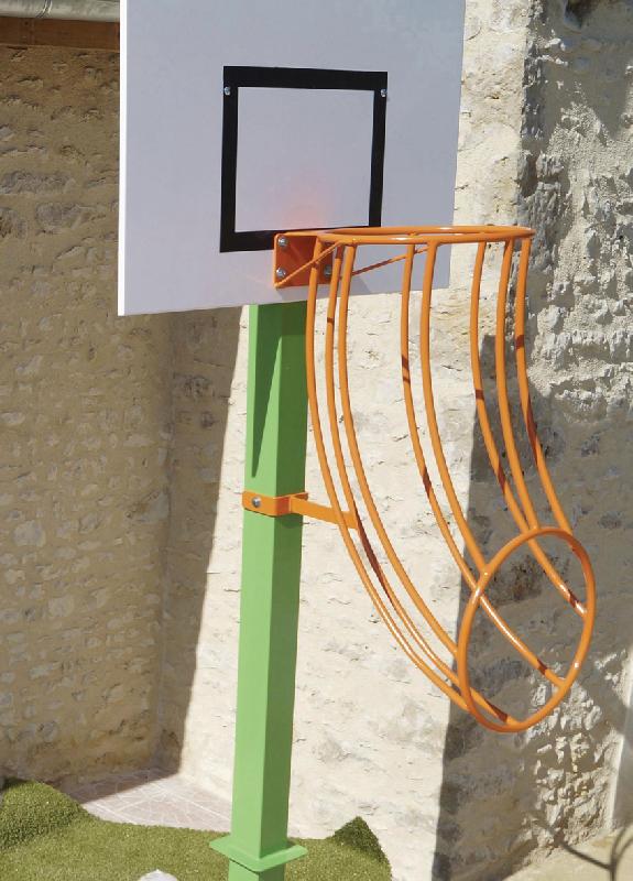 PANIER DE BASKET- PERSONNE MOBILITÉ RÉDUITE- HT CERCLE 1,80M À SCELLER