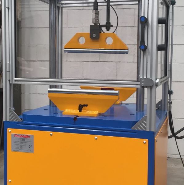 Machine de test de flexion pour hourdis, dalles et tuiles  - FORLAB F250K_0