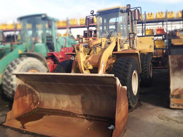 Chargeuse sur pneus caterpillar 938f_0