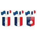 Kit pavoisement école n°1 - avec drapeaux France et EU, écusson personnalisable et cadre prêt à poser_0