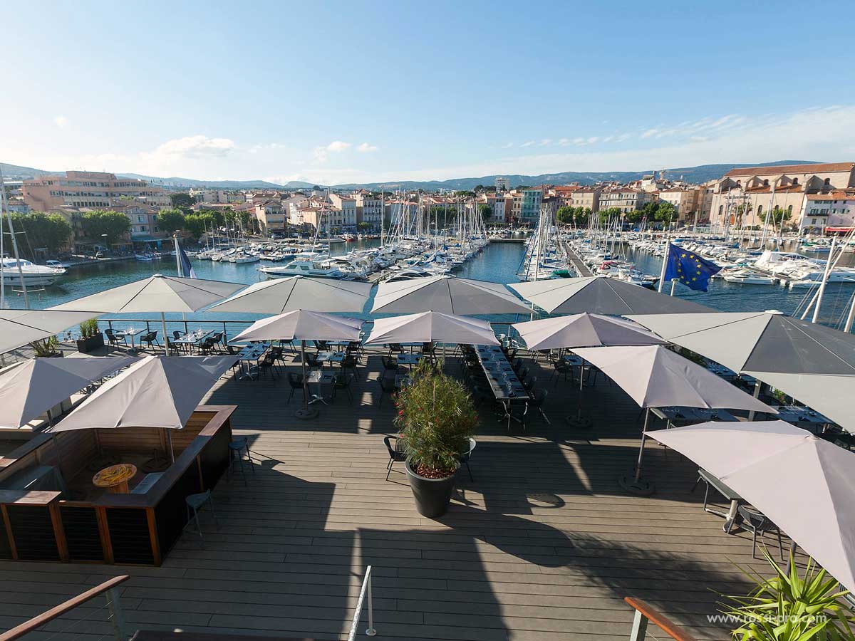 Parasols géants Schattello - jusqu'à 28 m² - Protection solaire et résistance au vent_0