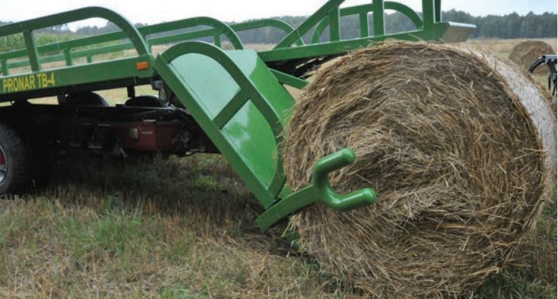 Plateau fourragers auto-chargable PRONAR TB-4 - longueur de surface de chargement 6910 mm - PTAC 10500 kg - suspension tandem_1