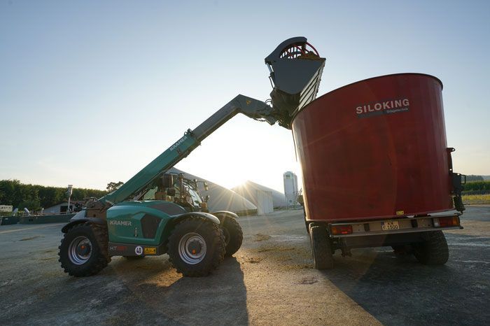 Chariot télescopique KT557 - puissant moteur Deutz 156 CV - capacité plus de 4t_0